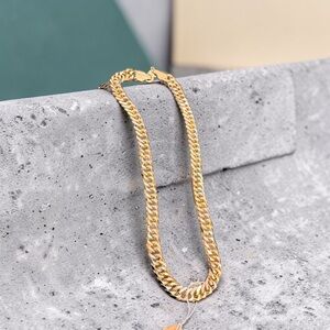 Gold Curb Link Chain Necklace